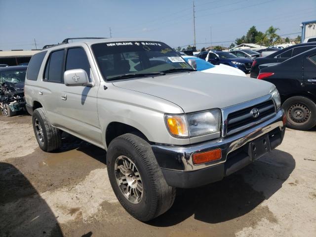 Photo 9 from auction – 1998 TOYOTA 4RUNNER SR with VIN JT3GN86R2W0066907