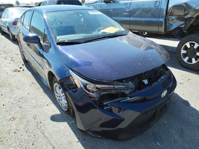 TOYOTA COROLLA LE 2021 with VIN JTDEAMDE2MJ005913 - Photo from auction