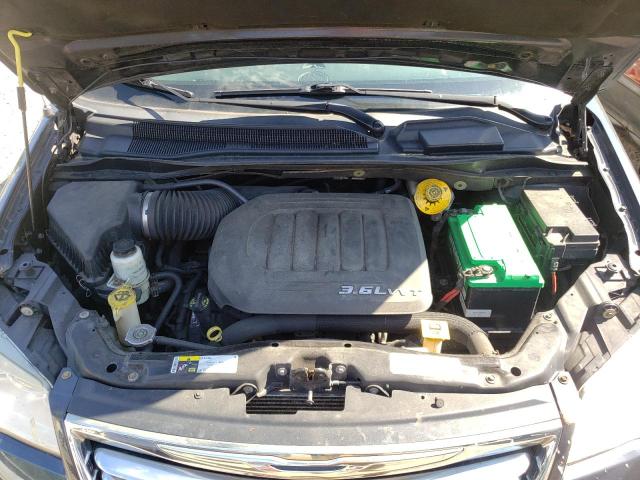 Photo 7 from auction – 2014 CHRYSLER TOWN & COU with VIN 2C4RC1BGXER176341