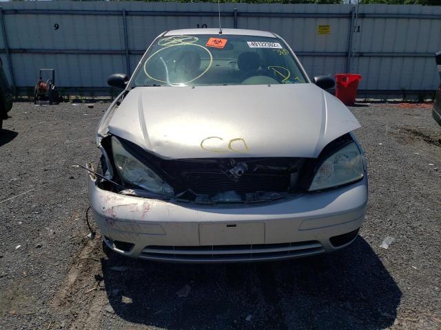 Photo 7 from auction – 2005 FORD FOCUS ZX4 with VIN 1FAFP34N15W127086