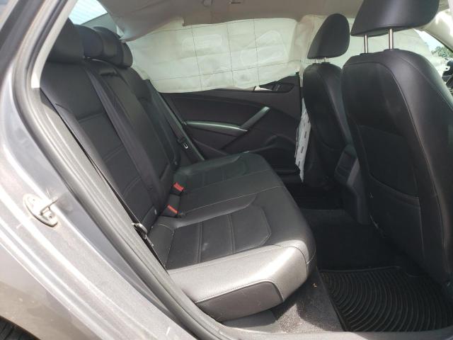 Photo 6 from auction – 2015 VOLKSWAGEN PASSAT S with VIN 1VWAT7A32FC035995