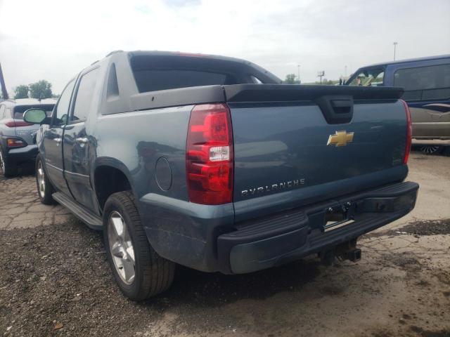 Photo 3 from auction – 2011 CHEVROLET AVALANCHE with VIN 3GNTKEE3XBG372099
