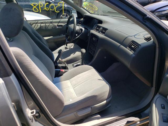 Photo 5 from auction – 2001 TOYOTA CAMRY CE with VIN JT2BF22K210290463