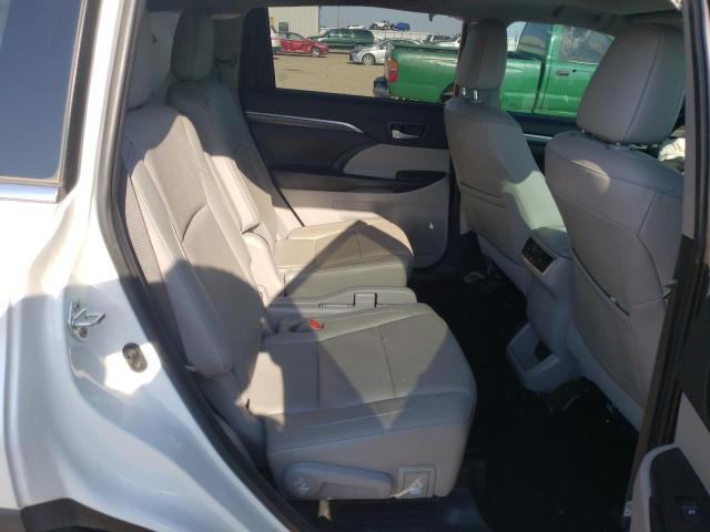 Photo 6 from auction – 2019 TOYOTA HIGHLANDER with VIN 5TDYZRFH2KS338672