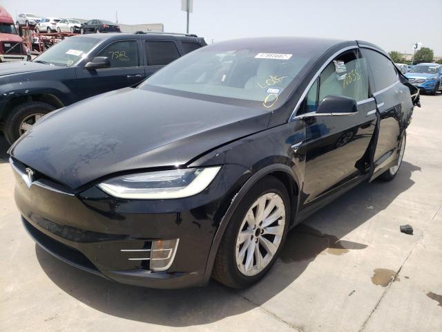 Photo 2 from auction – 2017 TESLA MODEL X with VIN 5YJXCAE26HF039923