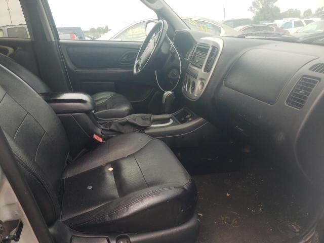 Photo 5 from auction – 2005 FORD ESCAPE LIM with VIN 1FMYU941X5KE23884