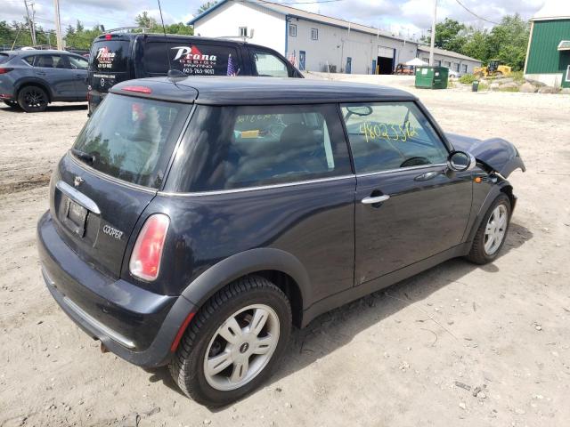 Photo 4 from auction – 2006 MINI COOPER with VIN WMWRC33546TK15313