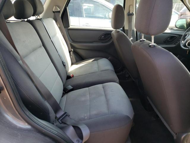 Photo 6 from auction – 2005 FORD ESCAPE XLS with VIN 1FMYU92Z15KA35290