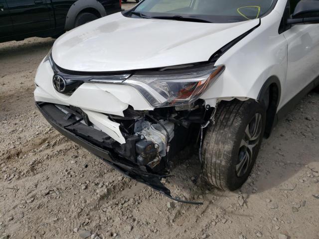 Photo 9 from auction – 2017 TOYOTA RAV4 LE with VIN JTMBFREV7HJ172922