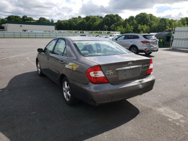 Photo 3 from auction – 2004 TOYOTA CAMRY LE with VIN 4T1BE30KX4U812641