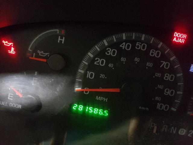 Photo 8 from auction – 2001 FORD F150 with VIN 2FTRX18L21CA99034