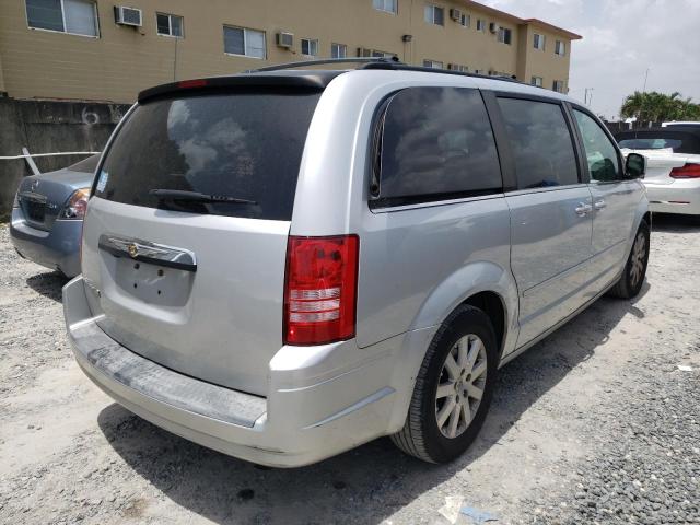 Photo 4 from auction – 2008 CHRYSLER TOWN & COU with VIN 2A8HR54P68R824849