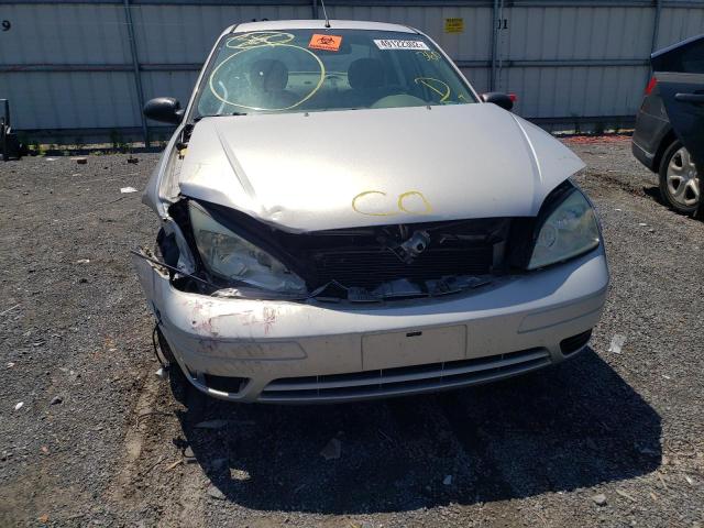 Photo 9 from auction – 2005 FORD FOCUS ZX4 with VIN 1FAFP34N15W127086