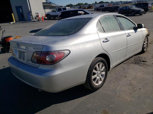 Photo 4 from auction – 2002 LEXUS ES 300 with VIN JTHBF30G920072869