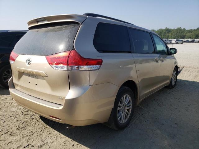 Photo 4 from auction – 2014 TOYOTA SIENNA XLE with VIN 5TDYK3DC0ES457883