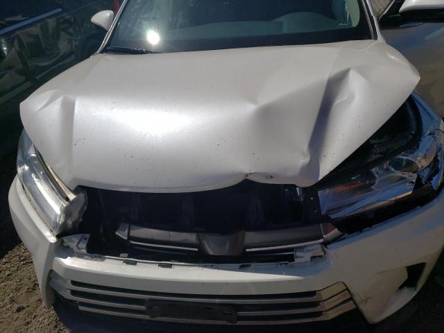 Photo 7 from auction – 2019 TOYOTA HIGHLANDER with VIN 5TDBZRFH3KS933827