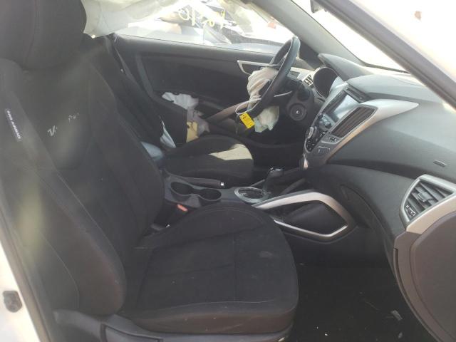 Photo 5 from auction – 2015 HYUNDAI VELOSTER with VIN KMHTC6AD1FU224433
