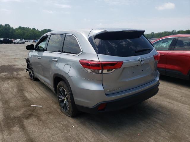 Photo 3 from auction – 2018 TOYOTA HIGHLANDER with VIN 5TDBZRFH9JS842995