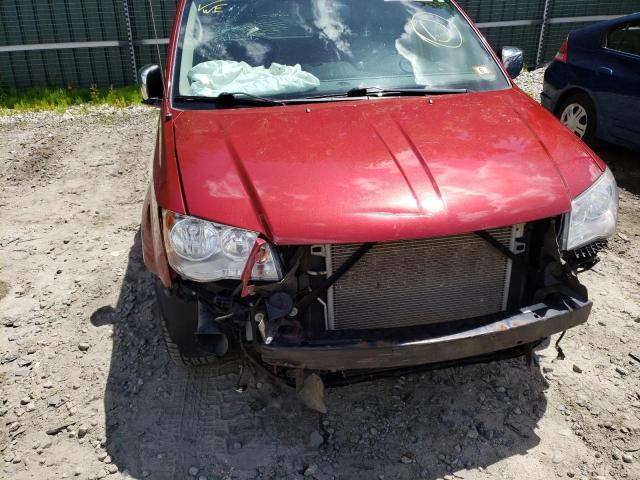 Photo 9 from auction – 2014 CHRYSLER TOWN & COU with VIN 2C4RC1CG1ER460195