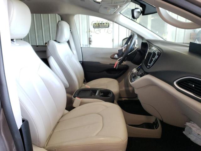 Photo 5 from auction – 2017 CHRYSLER PACIFICA T with VIN 2C4RC1BG7HR653683