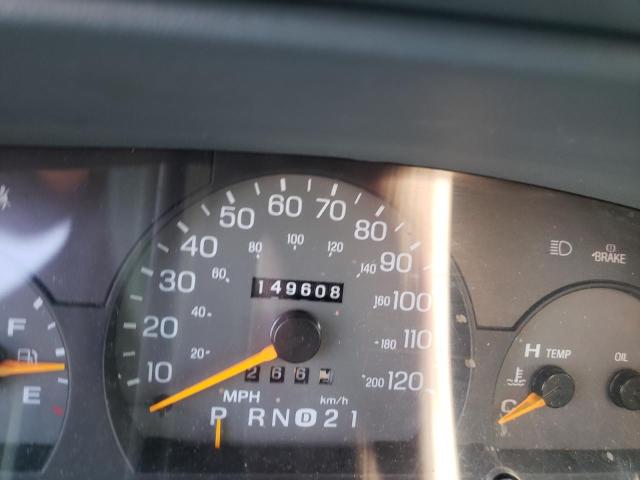 Photo 8 from auction – 1997 MERCURY GRAND MARQ with VIN 2MELM74W4VX661935
