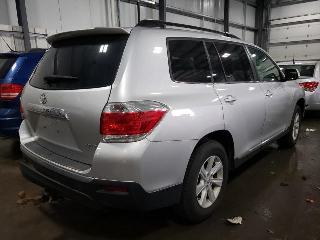 Photo 4 from auction – 2013 TOYOTA HIGHLANDER with VIN 5TDBK3EH0DS246231