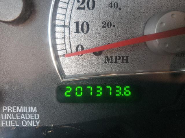 Photo 8 from auction – 2003 FORD F150 SUPER with VIN 1FTRW07323KC70104