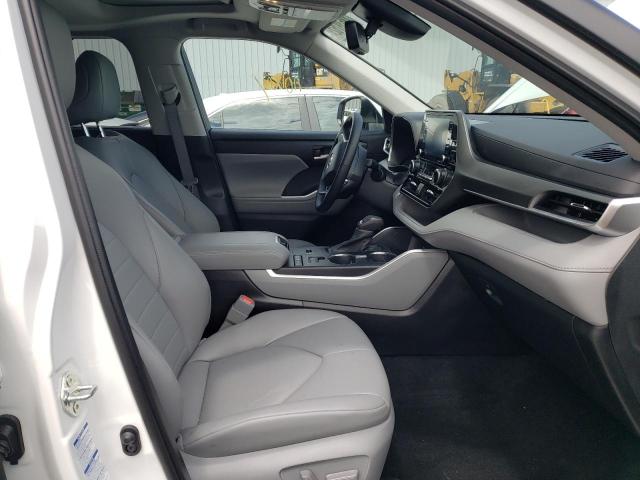 Photo 5 from auction – 2022 TOYOTA HIGHLANDER with VIN 5TDGBRCH7NS539122