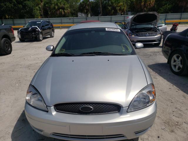 Photo 9 from auction – 2004 FORD TAURUS SE with VIN 1FAFP53UX4A126258