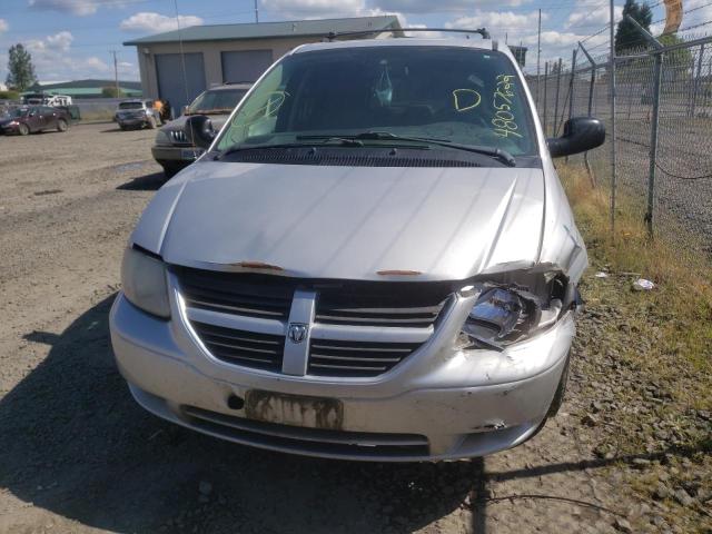 Photo 9 from auction – 2005 DODGE CARAVAN SX with VIN 1D4GP45R85B182148