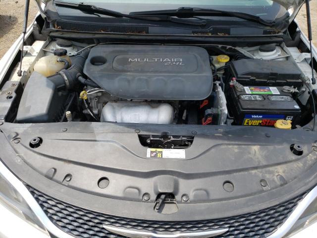 Photo 7 from auction – 2015 CHRYSLER 200 LIMITE with VIN 1C3CCCAB3FN733181