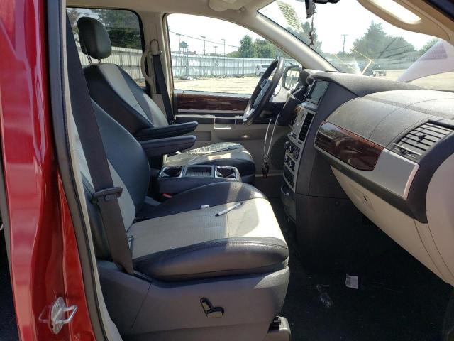 Photo 5 from auction – 2010 CHRYSLER TOWN & COU with VIN 2A4RR8D13AR481264