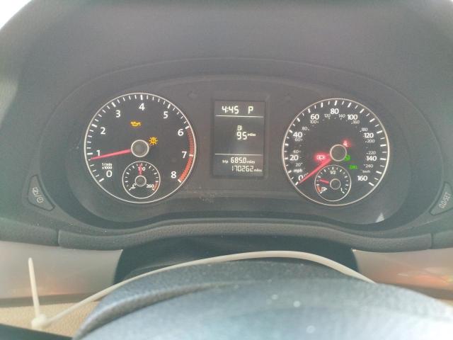 Photo 8 from auction – 2015 VOLKSWAGEN PASSAT S with VIN 1VWAT7A3XFC122883