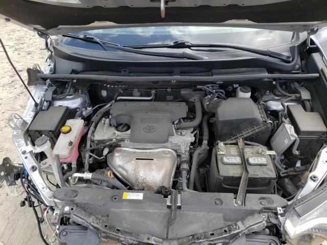 Photo 7 from auction – 2017 TOYOTA RAV4 LE with VIN 2T3BFREV5HW655729