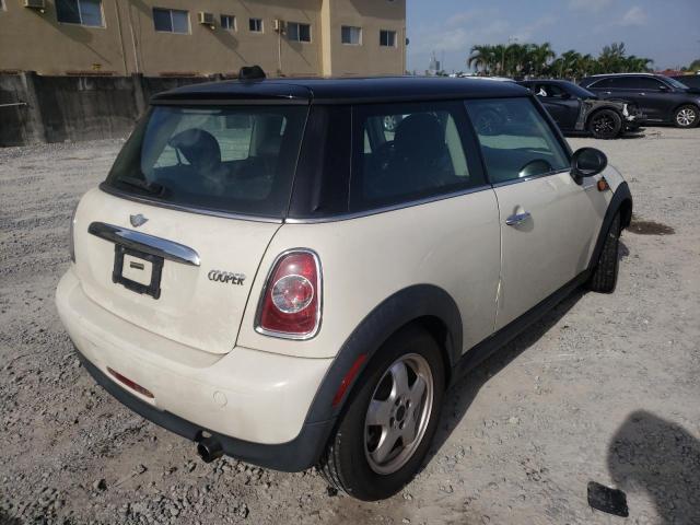 Photo 4 from auction – 2011 MINI COOPER with VIN WMWSU3C54BT252841