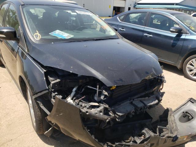 Zdjęcie 9 z aukcji – 2014 FORD FOCUS SE z VIN 1FADP3K28EL128009
