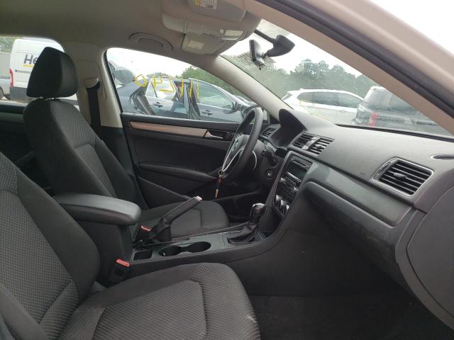 Photo 5 from auction – 2012 VOLKSWAGEN PASSAT S with VIN 1VWAH7A31CC023009