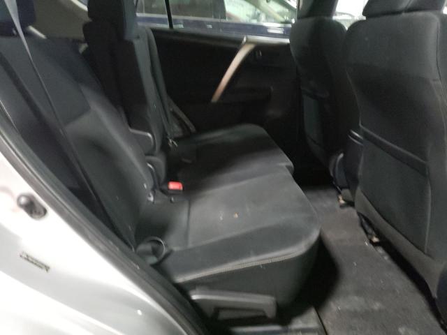 Photo 6 from auction – 2013 TOYOTA RAV4 XLE with VIN JTMRFREV0D5005710
