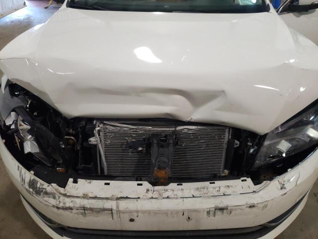 Photo 7 from auction – 2014 VOLKSWAGEN PASSAT SEL with VIN 1VWCN7A32EC074944