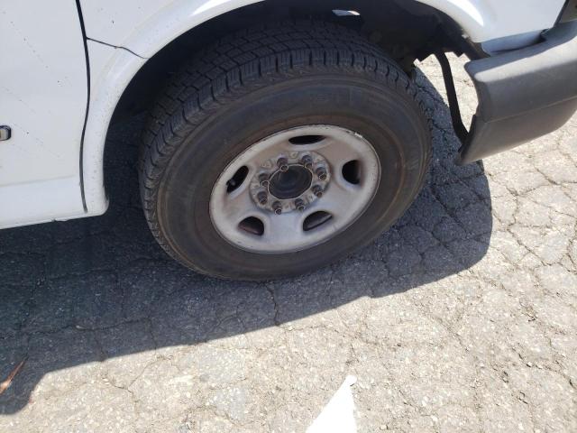 Photo 9 from auction – 2003 CHEVROLET EXPRESS G2 with VIN 1GCGG25V531230237