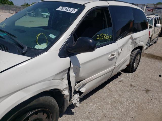 Photo 9 from auction – 2005 CHRYSLER TOWN & COU with VIN 2C4GP44R95R536016