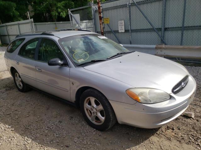 FORD TAURUS SE 2002 with VIN 1FAHP582X2G211529 - Photo from auction