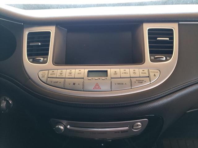 Photo 9 from auction – 2012 HYUNDAI GENESIS 5. with VIN KMHGC4DH3CU180810