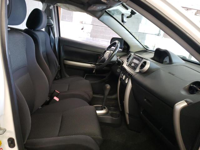 Photo 5 from auction – 2005 TOYOTA SCION XA with VIN JTKKT604650090969