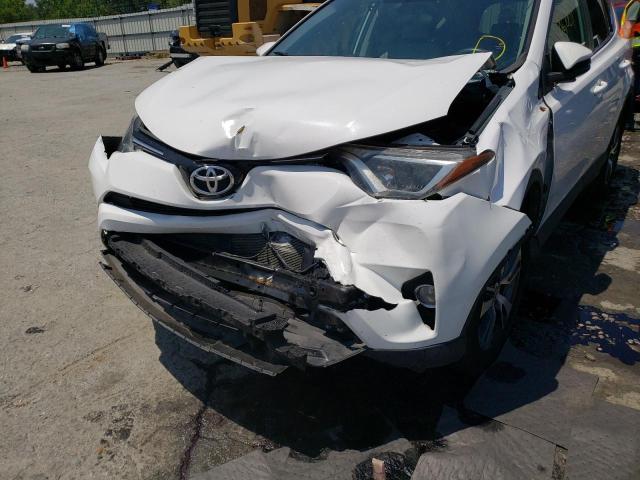 Photo 9 from auction – 2016 TOYOTA RAV4 XLE with VIN 2T3WFREV5GW260109