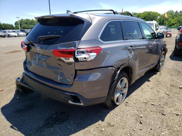 Photo 4 from auction – 2017 TOYOTA HIGHLANDER with VIN 5TDDZRFH1HS468126