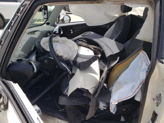 Photo 5 from auction – 2007 MINI COOPER with VIN WMWMF33587TU60280