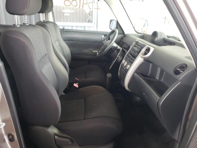 Photo 5 from auction – 2005 SCION XB with VIN JTLKT324554019844