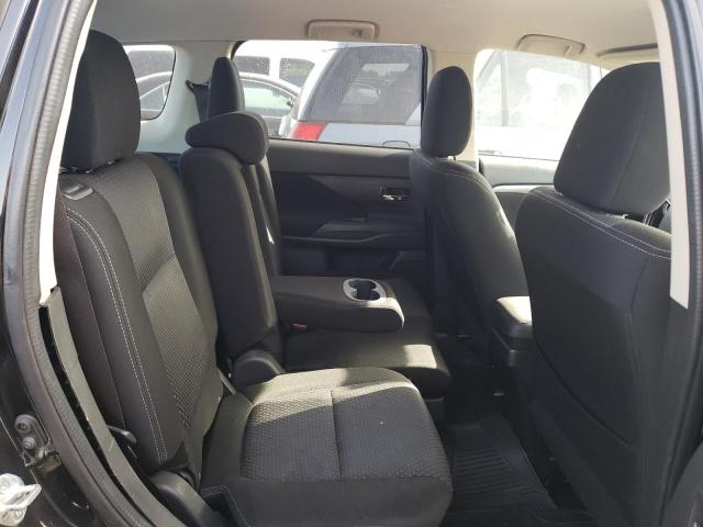 Photo 6 from auction – 2016 MITSUBISHI OUTLANDER with VIN JA4AD3A37GZ040398