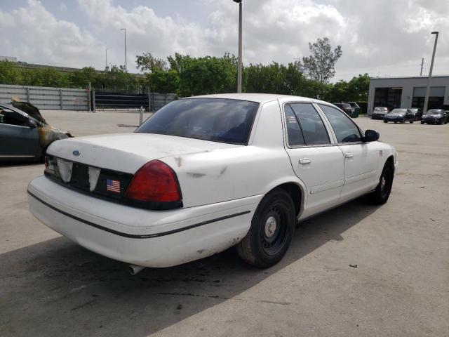 Photo 4 from auction – 2000 FORD CROWN VICT with VIN 2FAFP71W7YX152314